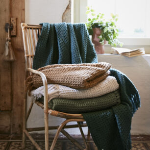 Wool fringed throw MARIUS