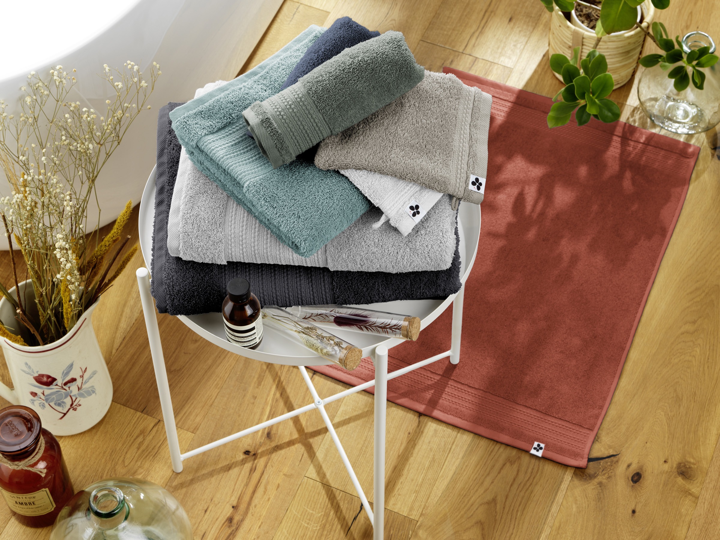 GARANCE-amb-colorama-02-LDB-2021 gants de toilette coton bio