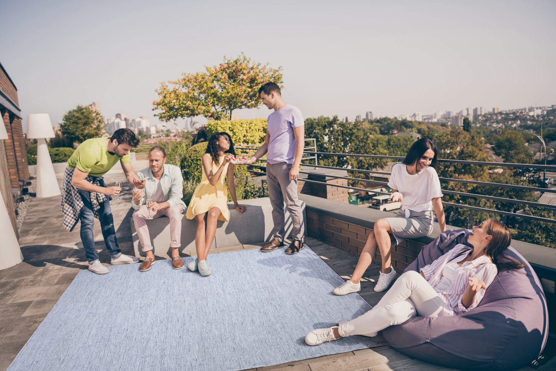 Photo,Portrait,Of,Friends,Company,Chilling,At,Party,On,Roof