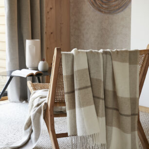 Wool fringed throw MARTIN