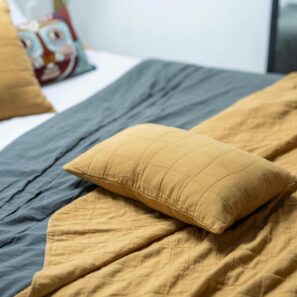 Recycelte Titou-Decke