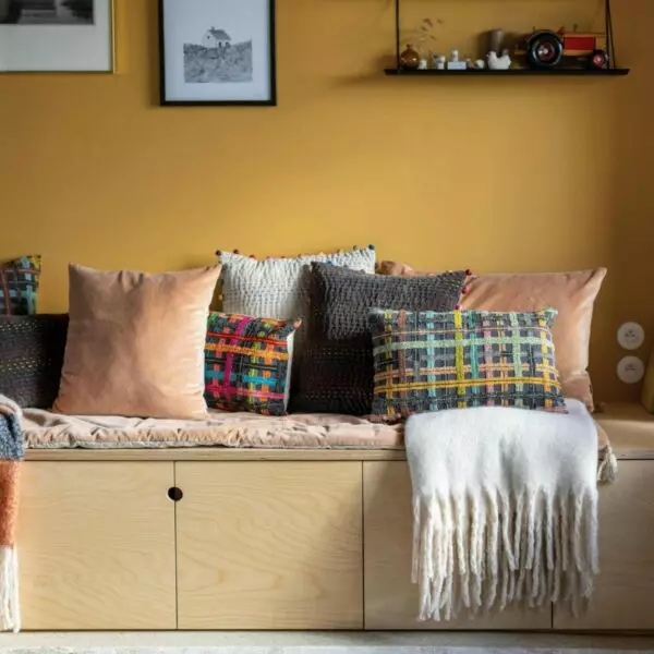 Coussins déco pour un salon chaleureux et cocooning