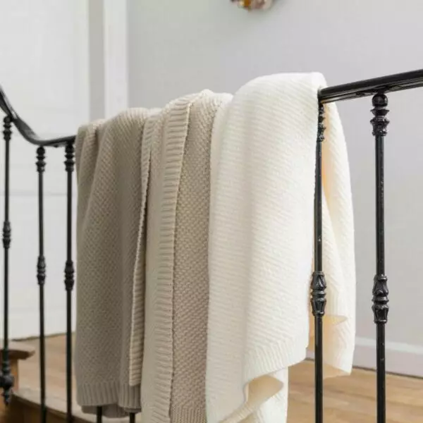Coperta lavorata a maglia riciclata Danilo 130 x 160