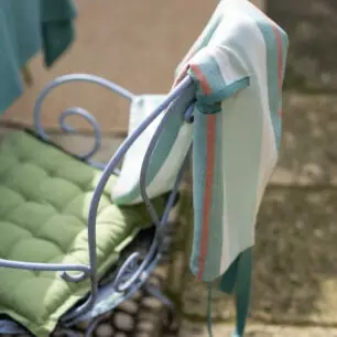 Tablier de cuisine recyclé Yuna avec poche 72 x 85 - Vert eau