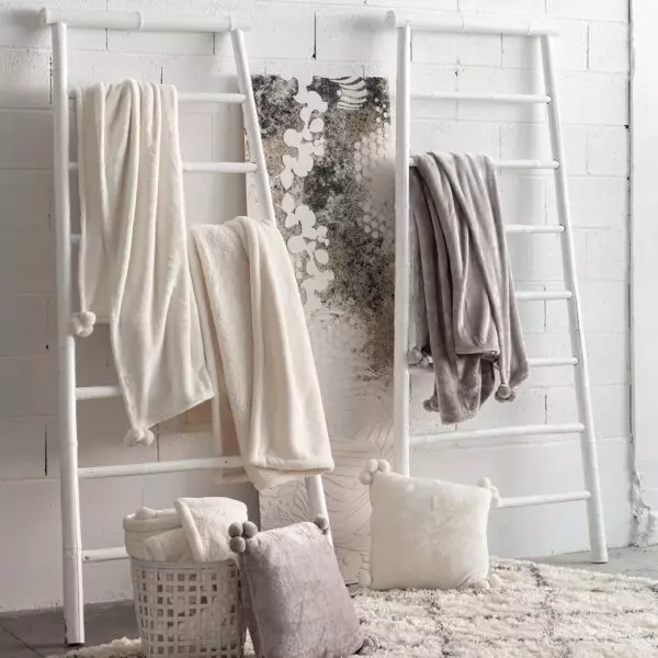 Tender Throw con pompons 130 X 170