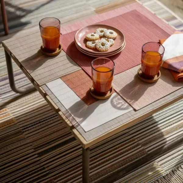 Canna place mat in woven PVC