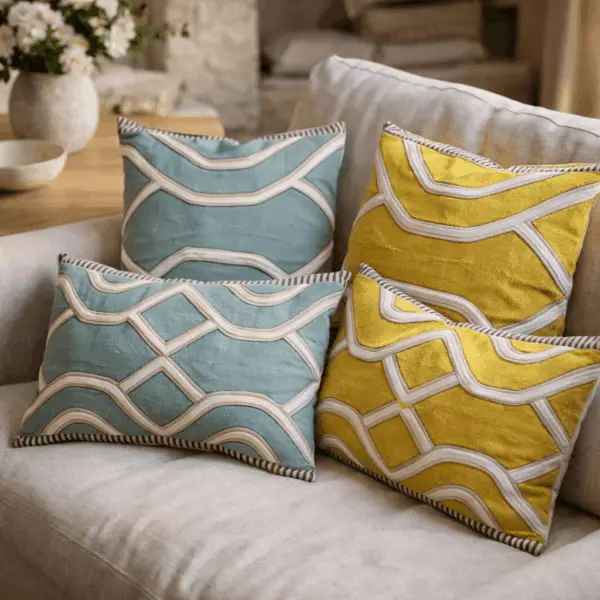 Coussin Johan brodé