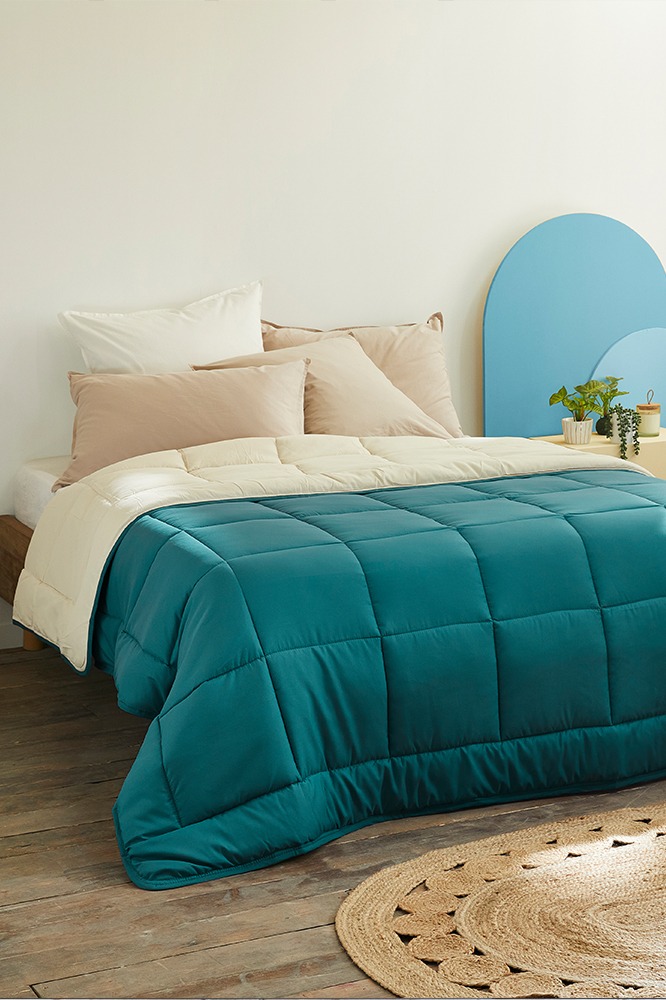 Pfauenblau/Kieselblau