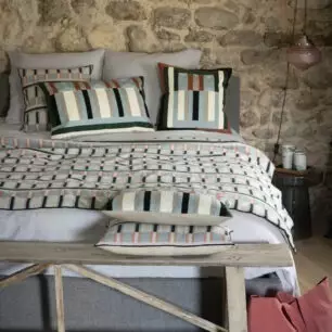 Coussin brodé Jason - Cedre, 45 x 45