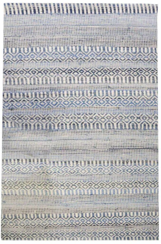 Tapis Sarah, coloris « ivoire/bleu »