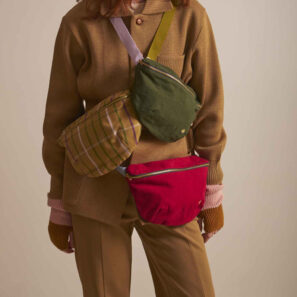 Iona bum bag 19 x 28