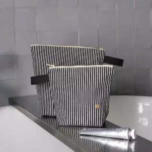Basile toiletry bag, colour « Caviar »