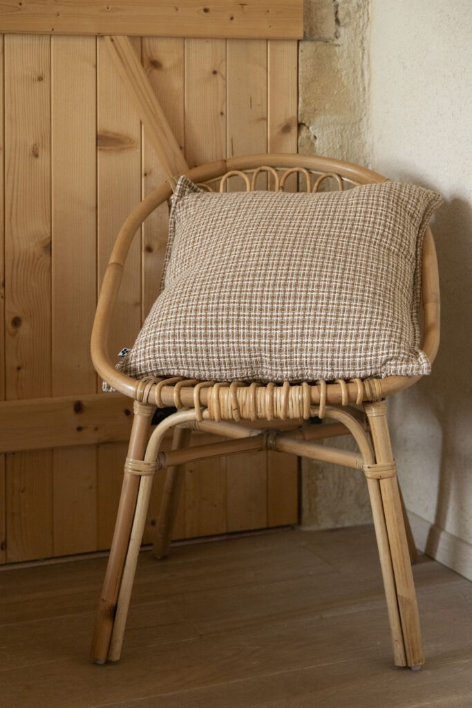 Coussin EDGAR 50 × 50 cm en situation