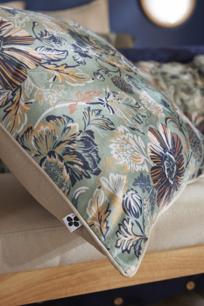 Coussin ISALINE 50 × 50 cm en ambiance