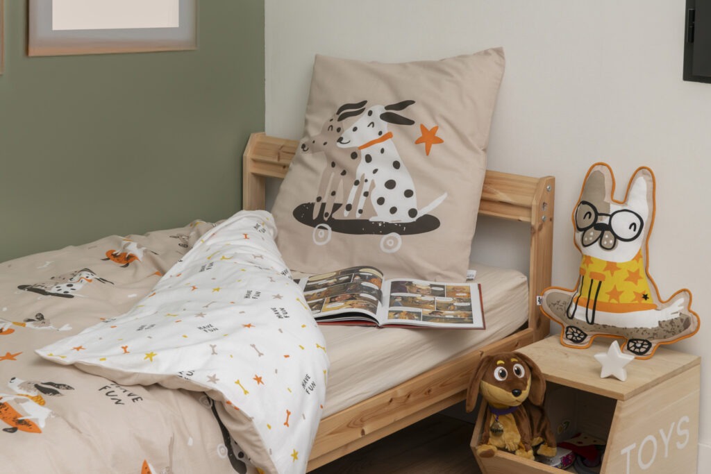 Parure ISIDORE dans une chambre d’enfant