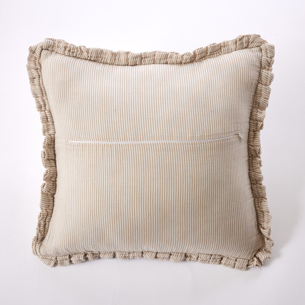 Coussin déhoussable avec passepoil ROMIE