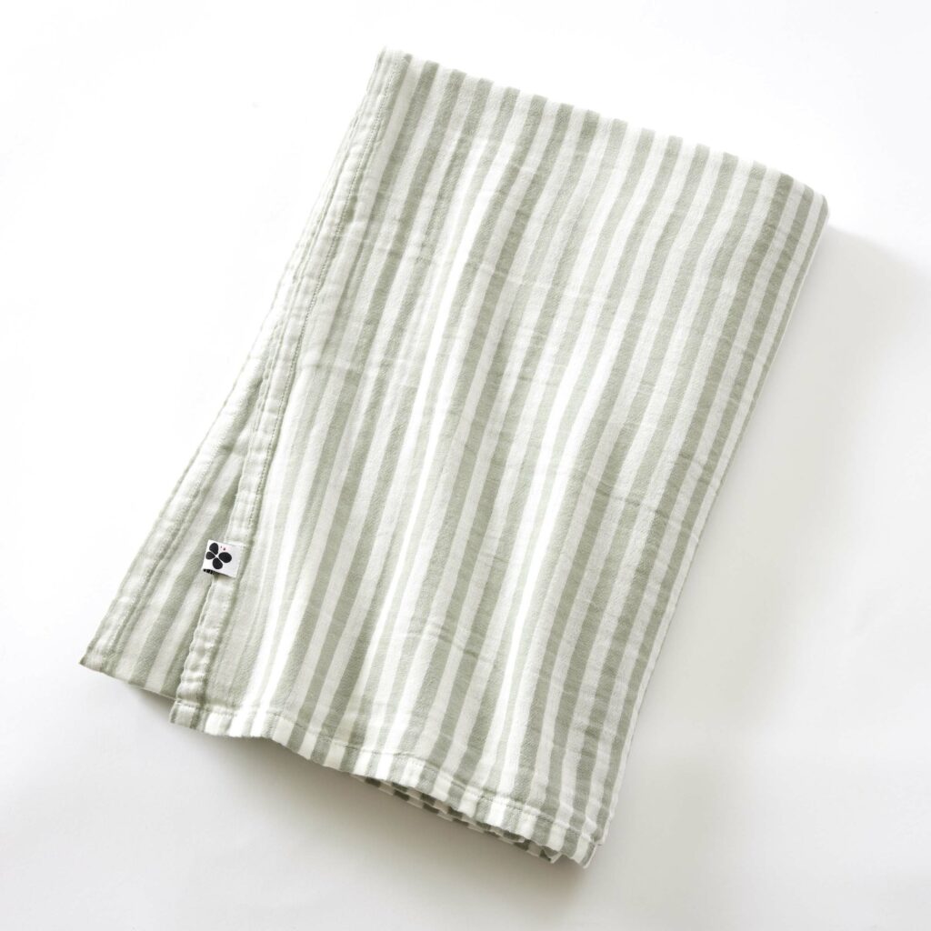 Nappe ROMIE en gaze de coton, coloris « eucalyptus »