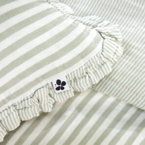 Coussin déhoussable à froufrous ROMIE