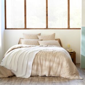 Housse de couette VICKIE dans une chambre