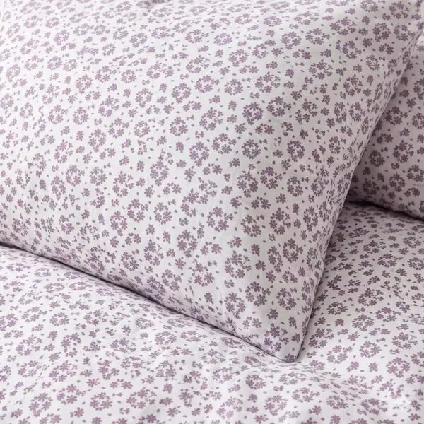 Zoom sur l’imprimé d’inspiration liberty de la parure TOKYO
